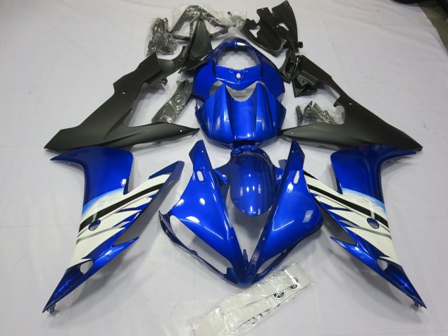 Blue and white 2004-2006 Yamaha R1 Motorcycle Fairings Blue and white 2004-2006 Yamaha R1 Motorcycle Fairings