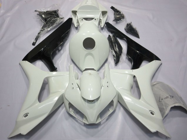 White and Black 2006-2007 Honda CBR1000RR Motorcycle Fairings White and Black 2006-2007 Honda CBR1000RR Motorcycle Fairings