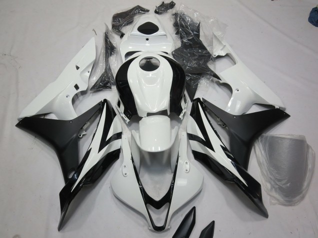 White and Black OEM Style 2007-2008 Honda CBR600RR Motorcycle Fairings White and Black OEM Style 2007-2008 Honda CBR600RR Motorcycle Fairings